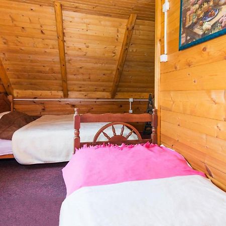 Lovcen mountain cottages Njegusi Chambre photo