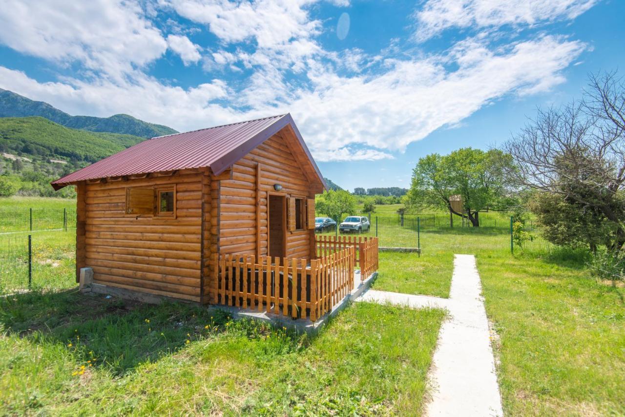 Lovcen mountain cottages Njegusi Extérieur photo