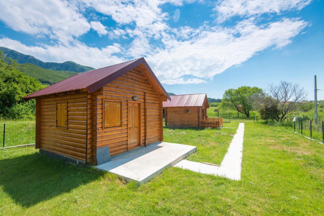 Lovcen mountain cottages Njegusi Extérieur photo